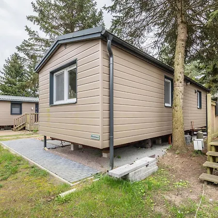 Tiny House Lohmen Garder 아파트 *